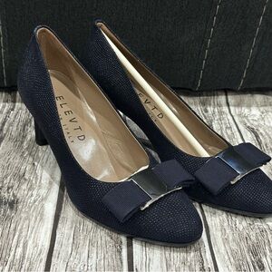 Elevated Hand Made In Italy Navy Heels Size EUR 36